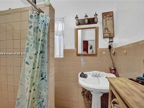 138-140 NE 13th Ave, Pompano Beach FL 33060