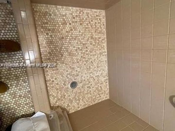 138-140 NE 13th Ave, Pompano Beach FL 33060