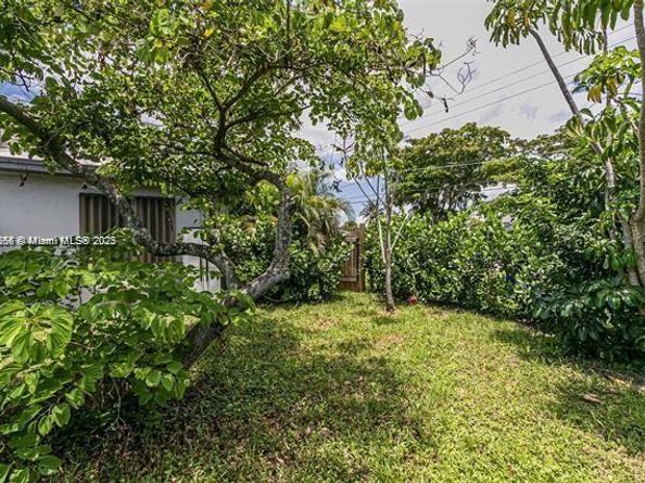 138-140 NE 13th Ave, Pompano Beach FL 33060