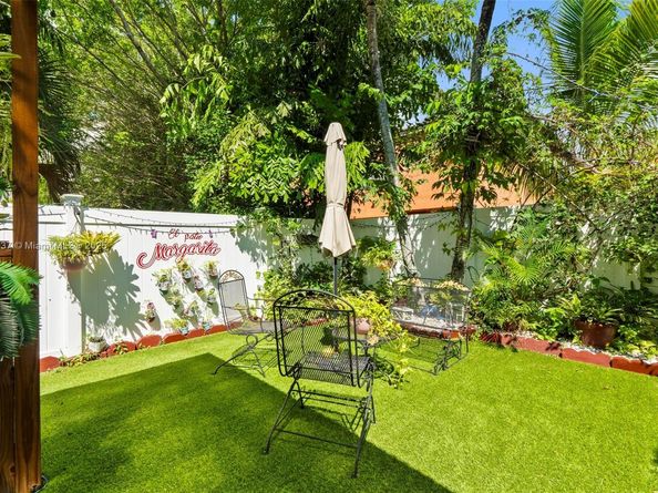 4957 SW 162nd Ave, Miramar FL 33027