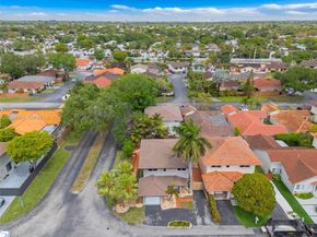 11319 SW 73rd Ln, Miami FL 33173
