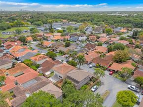 11319 SW 73rd Ln, Miami FL 33173