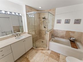 3232 SW 22nd Ter 708, Miami FL 33145