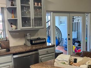 4911 SW 142nd Pl, Miami FL 33175