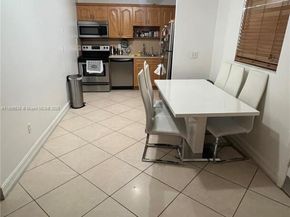 1801 S Treasure Dr 415, North Bay Village FL 33141