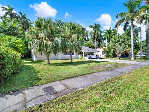 130 NW 85th St, Miami FL 33150