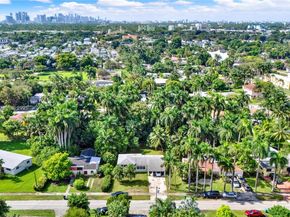 130 NW 85th St, Miami FL 33150