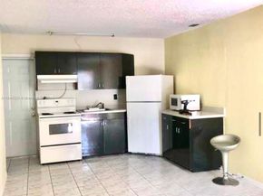 6771 Freedom St, Hollywood FL 33024