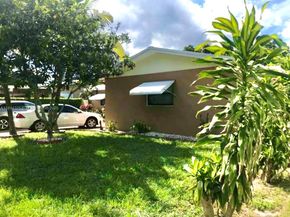 6771 Freedom St, Hollywood FL 33024