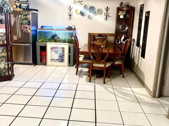 6771 Freedom St, Hollywood FL 33024