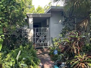 10536 NE 3rd Ave, Miami Shores FL 33138