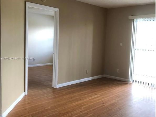 9044 NW 28th Dr 3202, Coral Springs FL 33065