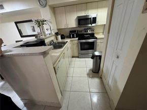 620 SW 111th Ave 107, Pembroke Pines FL 33025