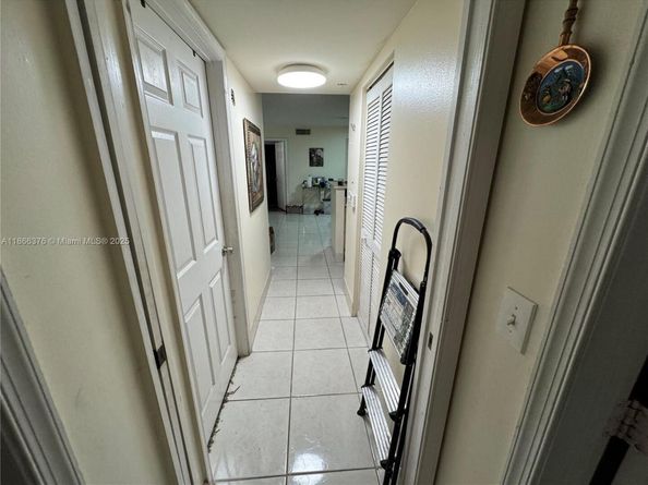 620 SW 111th Ave 107, Pembroke Pines FL 33025