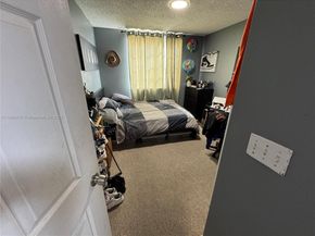 620 SW 111th Ave 107, Pembroke Pines FL 33025