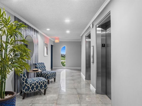 200 Diplomat Pkwy 732, Hallandale Beach FL 33009