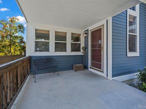 1108 Chokecherry Lane, Longmont CO 80503