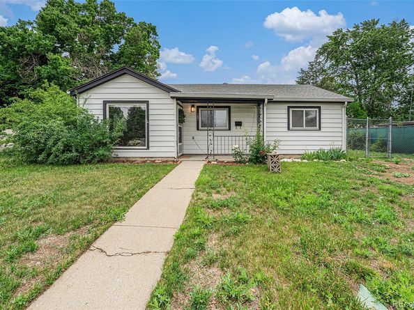 Undisclosed Address #4871910, Aurora CO 80011