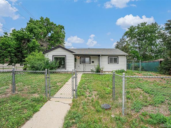 Undisclosed Address #4871910, Aurora CO 80011