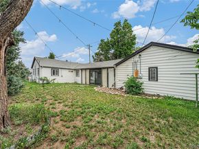 Undisclosed Address #4871910, Aurora CO 80011