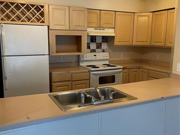 14704 E 2nd Avenue 300E, Aurora CO 80011