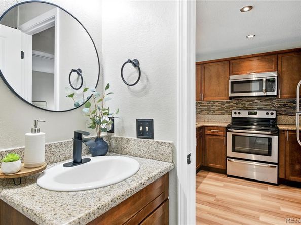 1172 S Zeno Way F, Aurora CO 80017