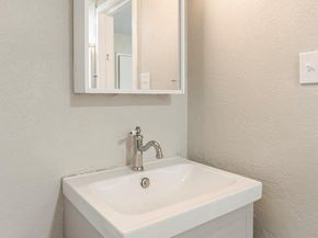 956 Racine Street, Aurora CO 80011