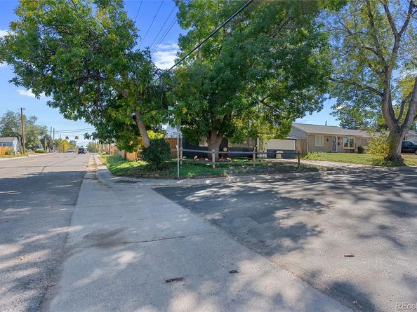 Undisclosed Address #4962180, Aurora CO 80010