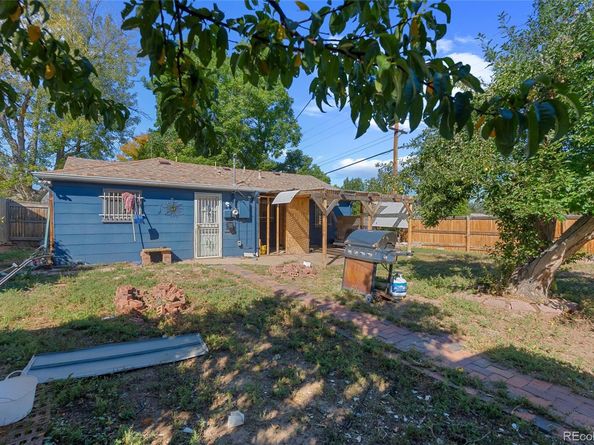 Undisclosed Address #4962180, Aurora CO 80010
