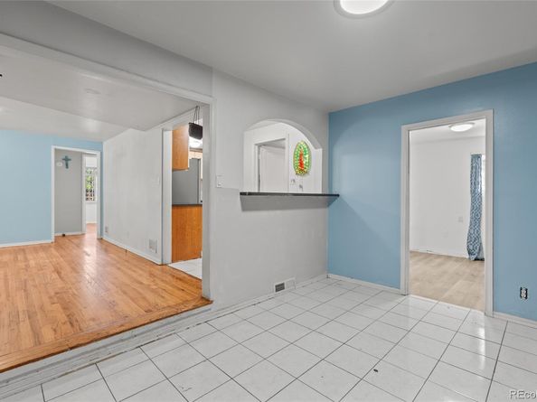Undisclosed Address #4962180, Aurora CO 80010