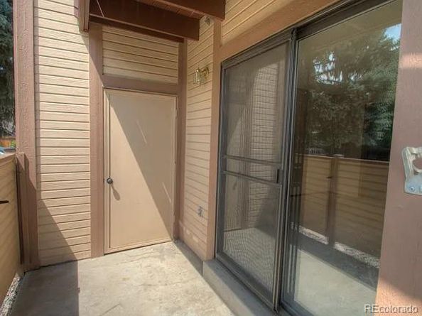 1075 S Garrison Street 101, Lakewood CO 80226