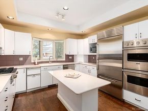 2552 E Alameda Avenue 16, Denver CO 80209