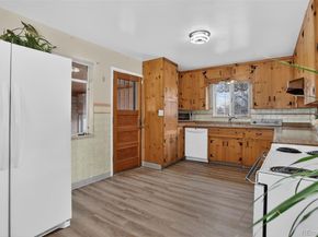 1095 Kramer Court, Aurora CO 80010