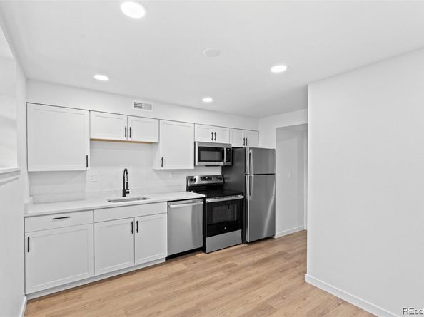 3490 S Akron Street 1, Denver CO 80231