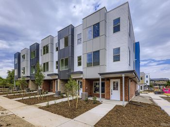 15312 W 69th Place
