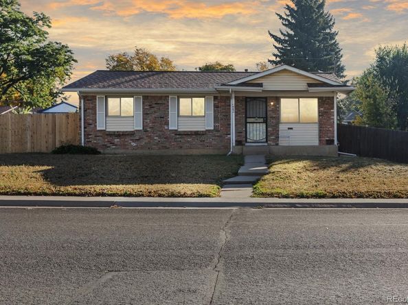 842 S Worchester Street, Aurora CO 80012