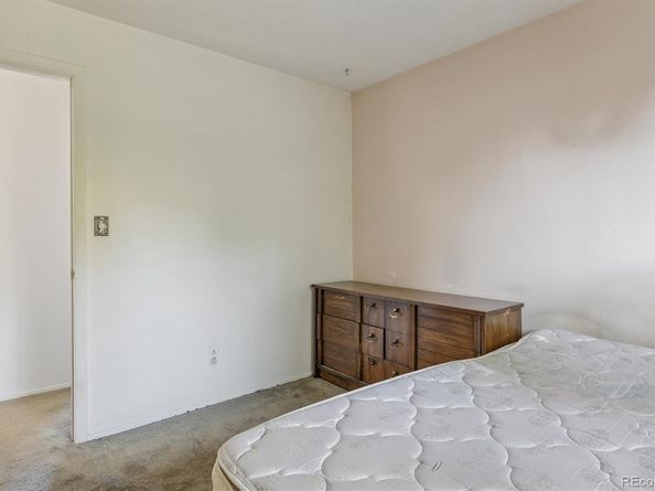 842 S Worchester Street, Aurora CO 80012