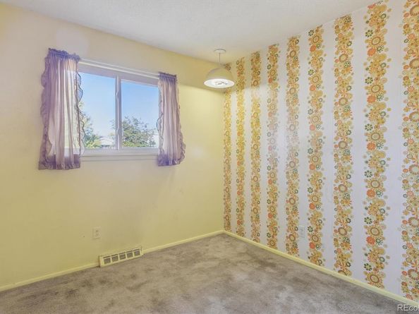 842 S Worchester Street, Aurora CO 80012