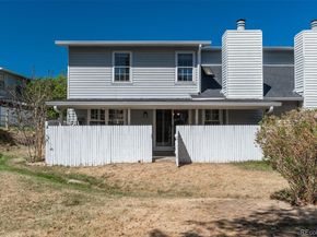 2558 S Vaughn Way D, Aurora CO 80014