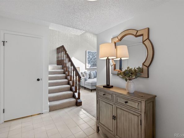 2558 S Vaughn Way D, Aurora CO 80014