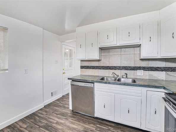 588 Empire Street, Aurora CO 80010
