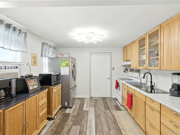 6890 W 55th Place, Arvada CO 80002