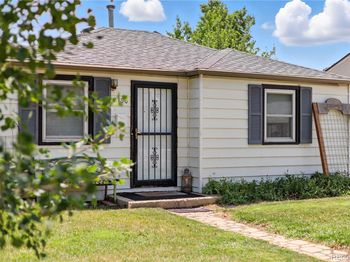 6890 W 55th Place