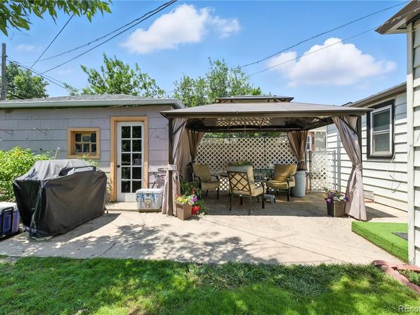 6890 W 55th Place, Arvada CO 80002