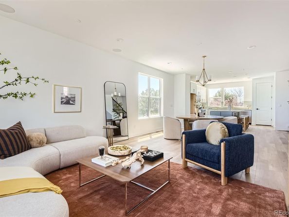 10880 E Hinsdale Circle, Centennial CO 80112