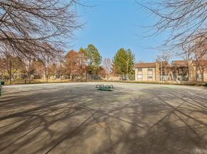 1863 S Pitkin Circle B, Aurora CO 80017