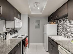 1863 S Pitkin Circle B, Aurora CO 80017