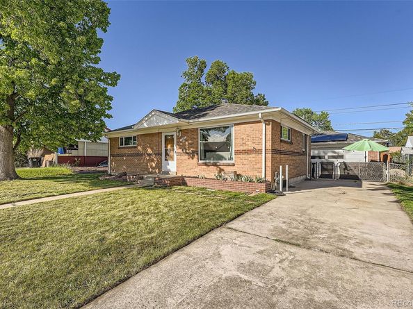 7060 Avrum Drive, Denver CO 80221