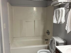 Undisclosed Address #3795175, Denver CO 80220