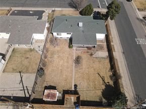 10090 E Lowry Place, Aurora CO 80010